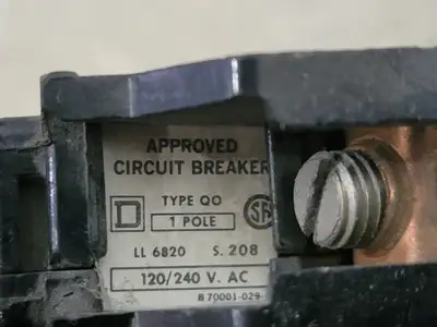 USED SQUARE D QO130