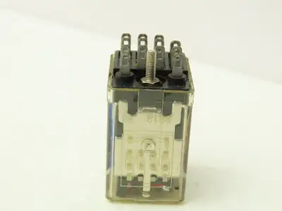 Allen Bradley 700-HC24Z24-4 24VDC 14 Blade Ice Cube Relay Lot of 24