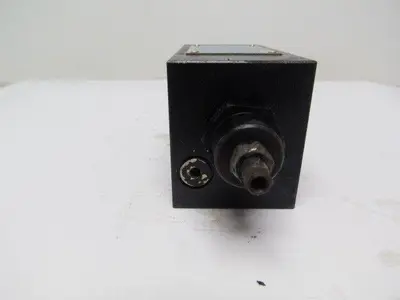 Vickers DGMX2-5-PP-BW-S-30 SystemStak Reversible Hydraulic Reducing Valve
