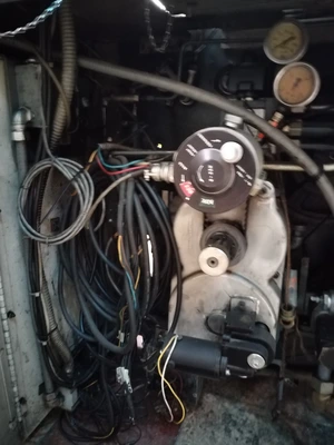 1994 GLOUCESTER 70" 418HE Bag Machines, Bag On Roll | Mark One Machinery (5)