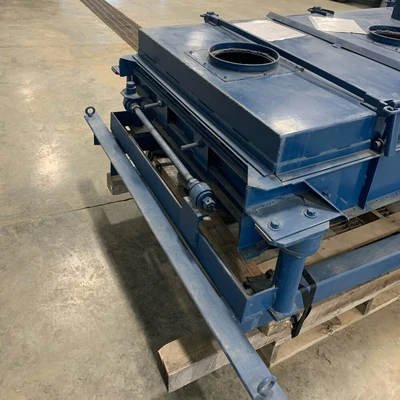 40 in. x 56 in. Single Deck Incline Screen