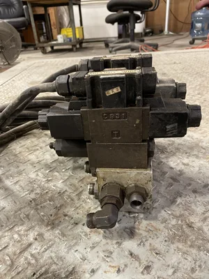 NACHI OG-G01-P1-E20 Hydraulic Directional Modular Valve Manifold
