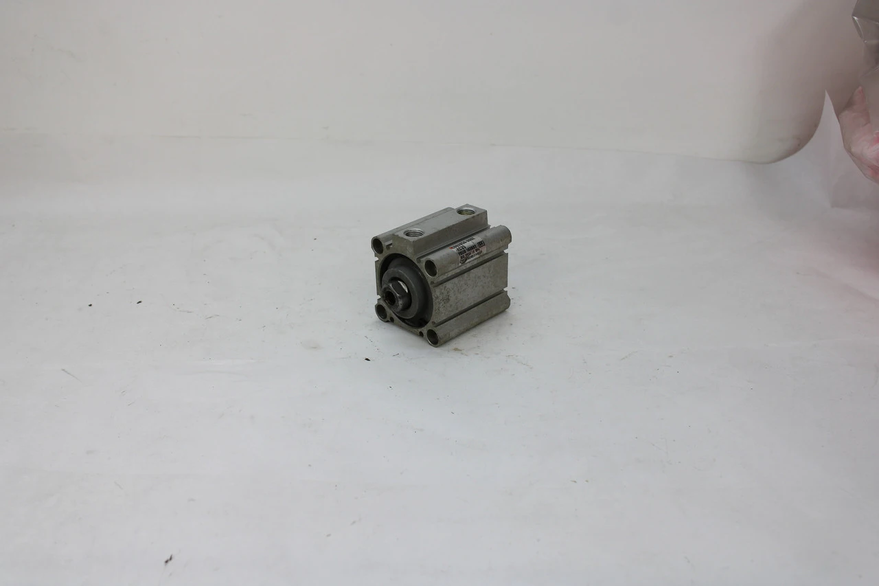 USED SMC CDQ2B50-30DZ-XC35