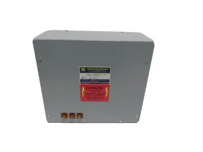 NEW SQUARE D PFC2004BFI3 POWER FACTOR CORRECTION CAPACITOR 4KVAR 240V