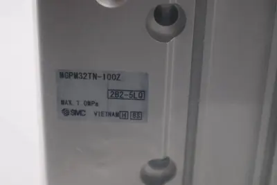 NEW IN BOX SMC MGPM32TN-100Z / MGPM32TN100Z STOCK H94