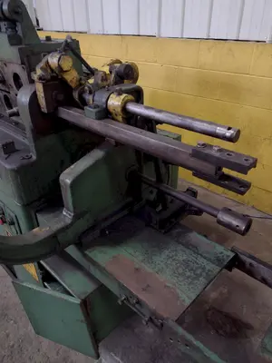 3/8" LEWIS MODEL #8CV WIRE STRAIGHTEN & CUT MACHINE: STOCK  16185