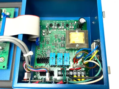 USED PINNACLE SYSTEMS MICROGUARD METAL BOX CONTROLLER MODULE