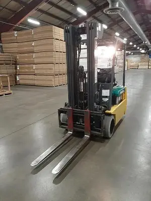 USED KOMATSU FORKLIFT
