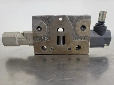 7/8" Hydraulic Valve Work Section 123510201