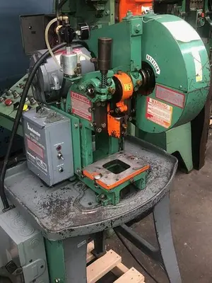3391-220 Benchmaster 2 Ton Press Model 141 With Transformer & Electric Foot Pedal Control