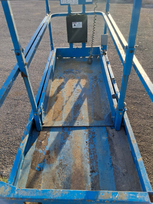 USED 2017 Genie GS-3232