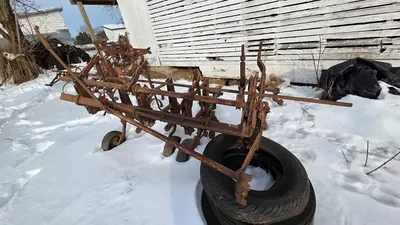 MOUNTED CULTIVATOR Field Cultivator | Iron Listing (9)