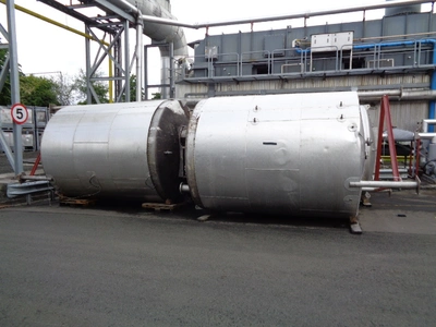 15,000L S/S JKTD  Vertical Enclosed Storage Tanks