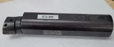 USED SANDVICK COROMANT A570-2C D32 15-40