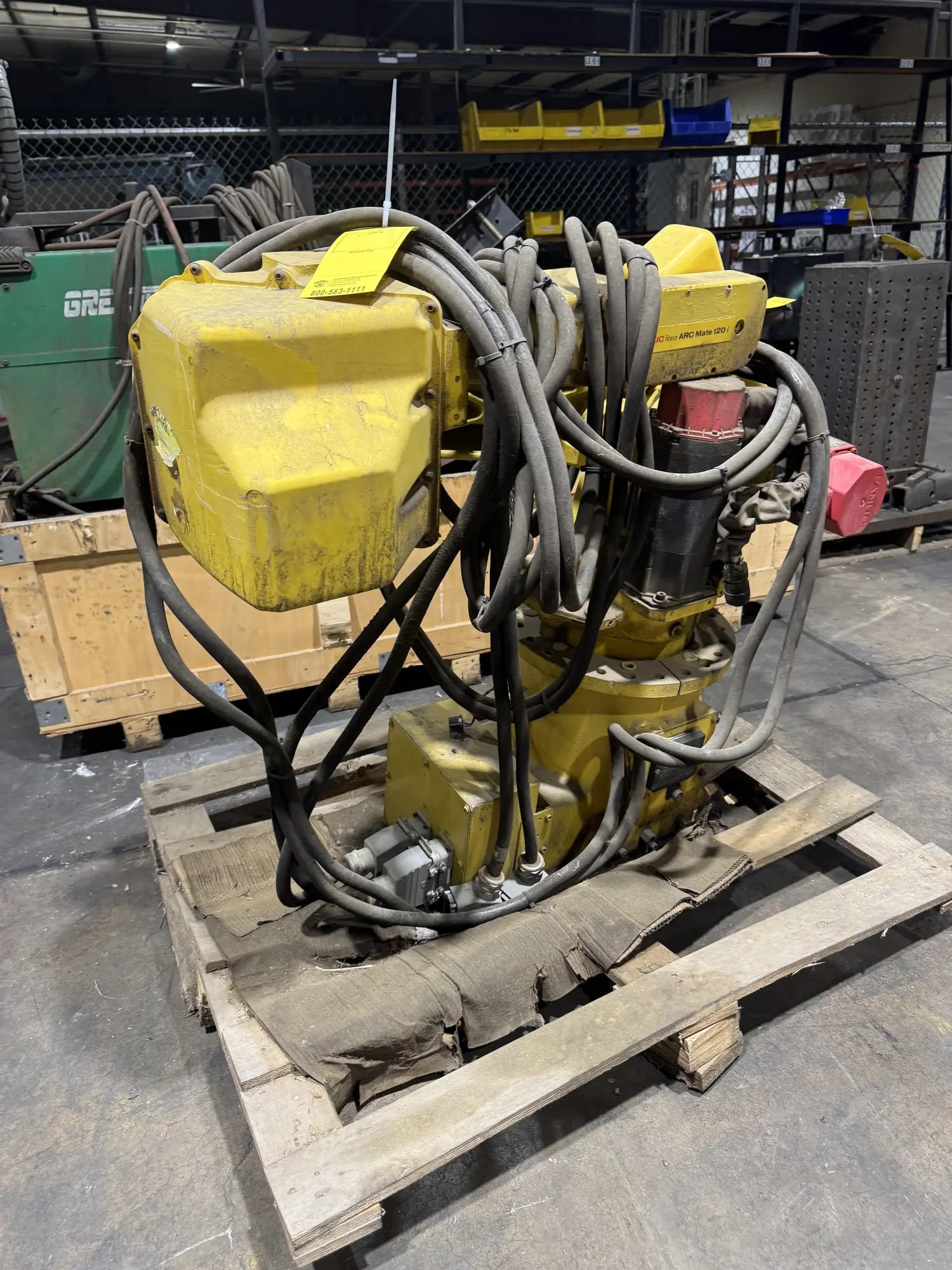Fanuc ARC Mater 120i Robotic Arm w/ Controller