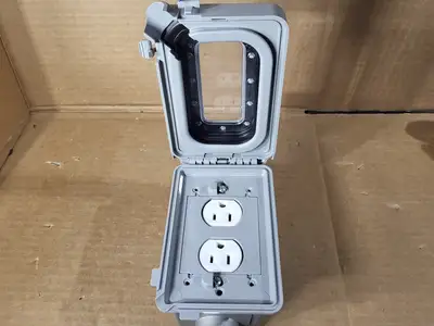 NEW HUBBELL EXTRA DUTY TAYMAC