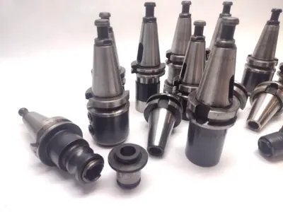 Toolholder | CNC Milling s LOT OF 15 Various - Used