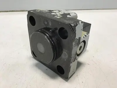 USED VICKERS DTSPC-EHST-210B-24V
