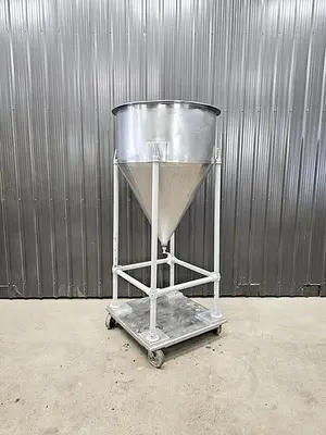 Used 125 Gallon Tank, 304 Stainless Steel
