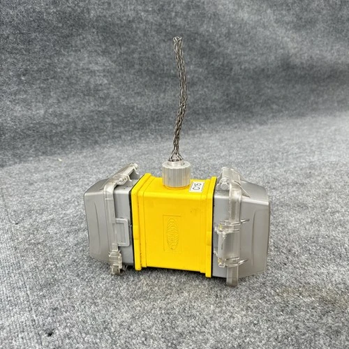 Used Hubbell HBLPOB1D Electrical Boxes California US | Davliegogo LLC #1705383