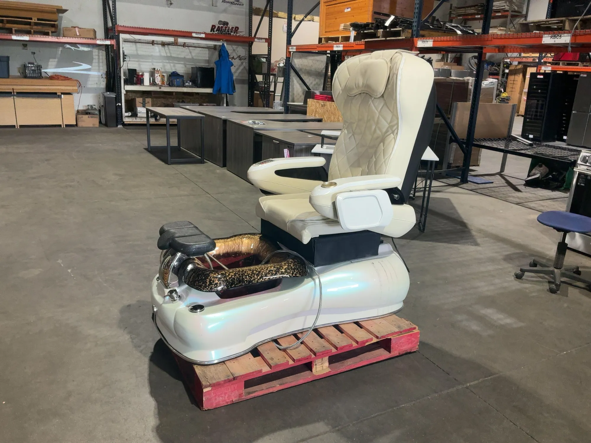 Used GULFSTREAM 9660-5 PEDICURE MASSAGE CHAIR Salon & Spa (Misc) Michigan US | Miedema Asset Management Group #1455036