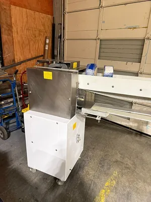 EXCELLENT ksd-100-2 Bagel Divider Former > Dual Lane Bagel Divider Former | Harvest Equipment and Fabrication Inc (7)