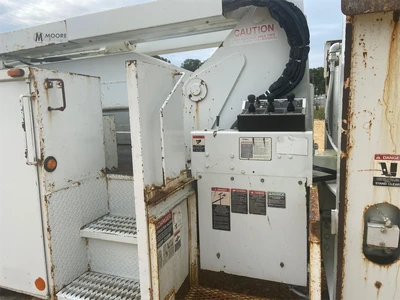 Used 2004 ALTEC A77TE93 Bucket (boom) trucks Tennessee US | Moore Equipment #1517227