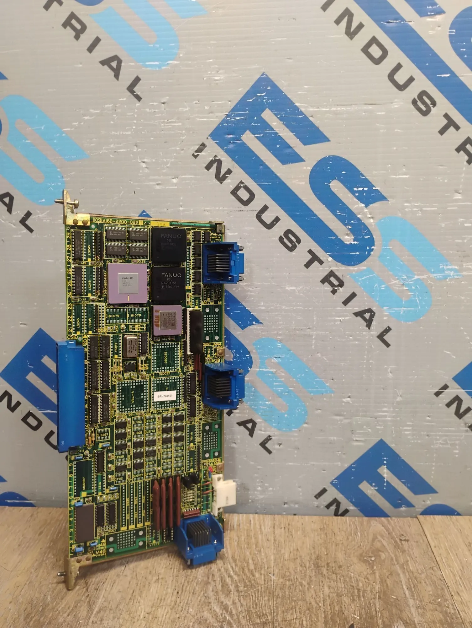 USED FANUC LTD. A16B-2200-0221/04A
