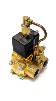 7D100C2 | Parker  3-Way Solenoid Valve - Used