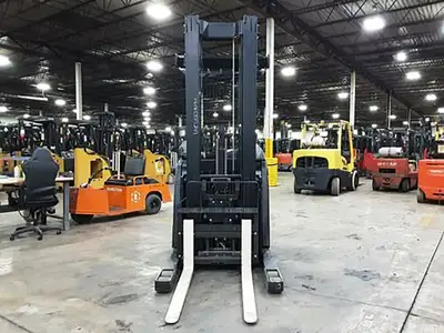 Used 2024 Yale NR040 Reach Trucks New York US | United Lift #1446702