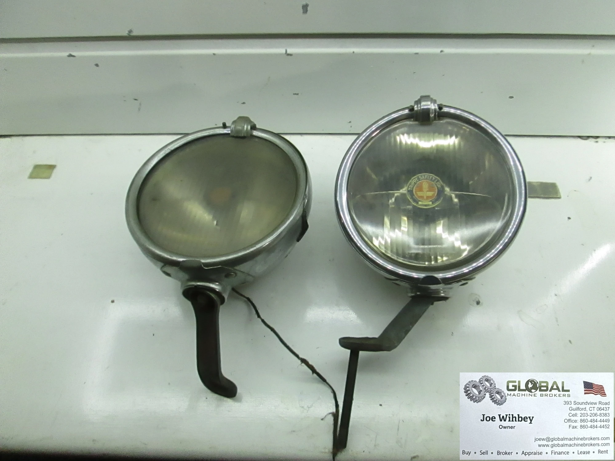 Pair of 1930s Trippe Safety Lights "Speedlights" 8.5" Diameter