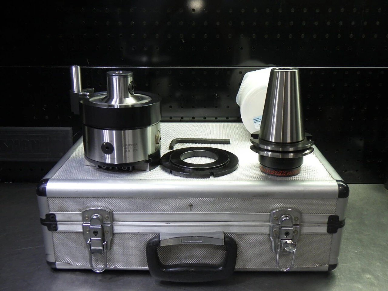 D'Andrea CAT50 MB63 W/ Auto radial Auto Facing Boring Head AR125 (LOC862)