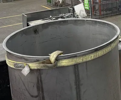 500 Gallon Vertical SS Tank