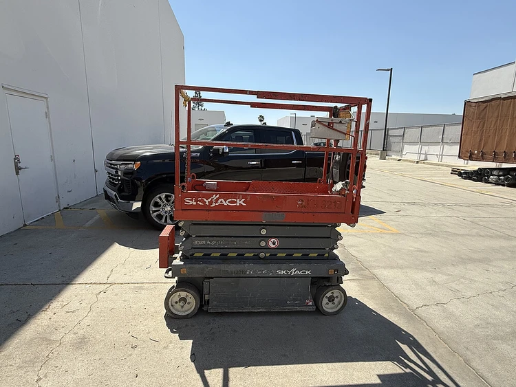 Used SKYJACK SJ III 3219 Manlifts California US | MachineryMax #1147646