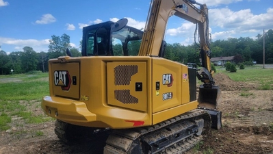 USED 2021 Caterpillar 307.5