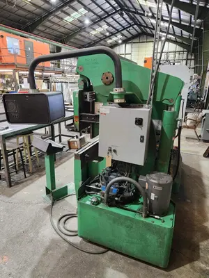 USED 1996 ACCURPRESS 710010