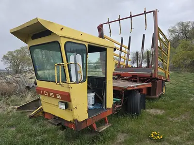 USED NEW HOLLAND 1068