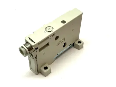 ZZK208A-A2L-B-A | SMC  Manifold Side Blocks for 8 Stations - New – Open Box