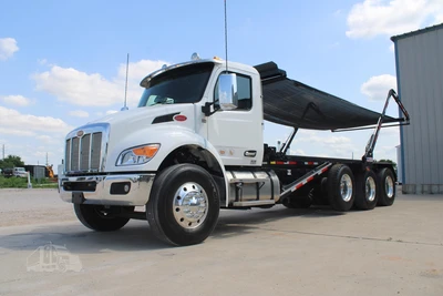 New | in-Stock 2027 PETERBILT 548 Rolloff Trucks Texas US | Roll Off Truck World #1492013