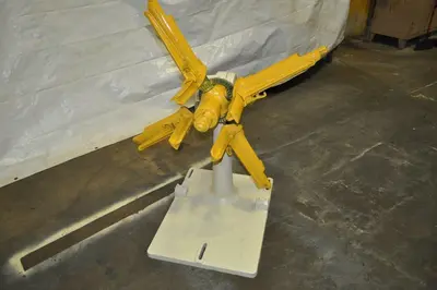 1000 LB x 12" Cooper Weymouth Peterson Uncoiler