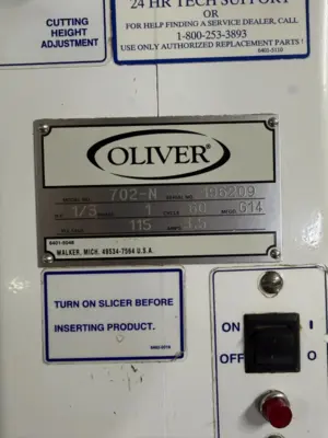 182-0199 2014 Oliver 702-N Bagel Slicer