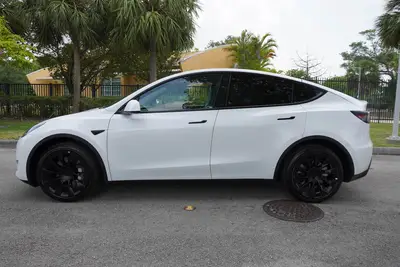 Used 2022 TESLA MODEL Y SUVs Florida US | Truck and Van Outlet #1509246