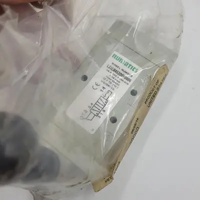 New | in-Stock NUMATICS ASCO ASCO NUMATICS L23LD452O000000 HAND LEVER AIR VALVE *NEW* IN SEALED PLASTIC Pump & Valve Parts | ND Industrial Surplus #1218885