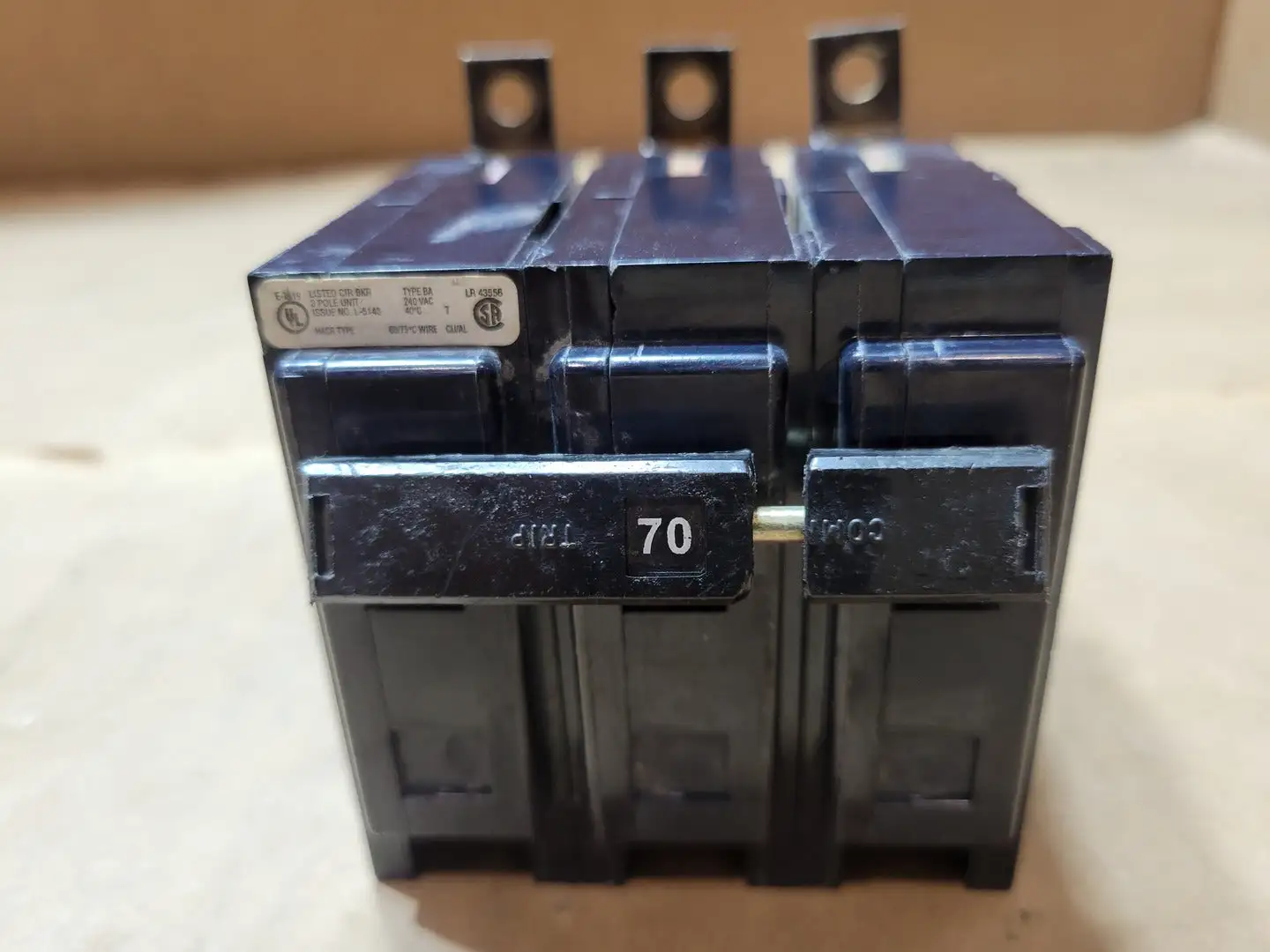 Used CUTLER-HAMMER BAB3070H Switchgears British Columbia CA | Lenmark #1438358