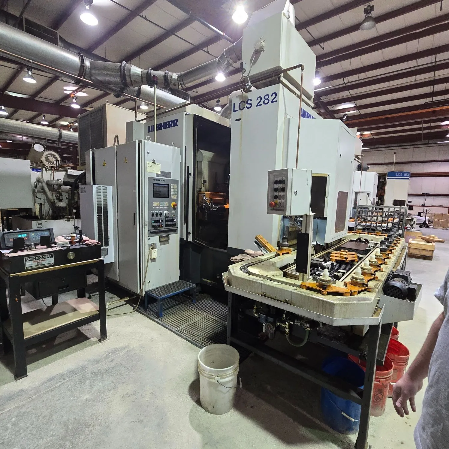 USED 2002 LIEBHERR LCS 282