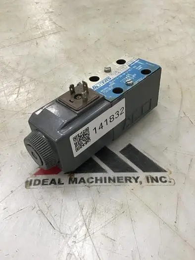 Used VICKERS DG4V-3-2A-M-U-HL7-60 Valves/Fittings Michigan US | Ideal Machinery #598829