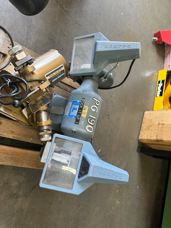 Used BALDOR 8250W Pedestal Type Grinders (Double End) California US | Wheeler Machinery Sales #174336