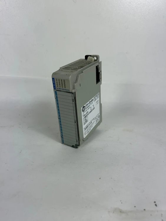 Used ALLEN BRADLEY 1769-IQ16 PLC Input & Output Kentucky US | Industrial Parts R Us Inc. #355083