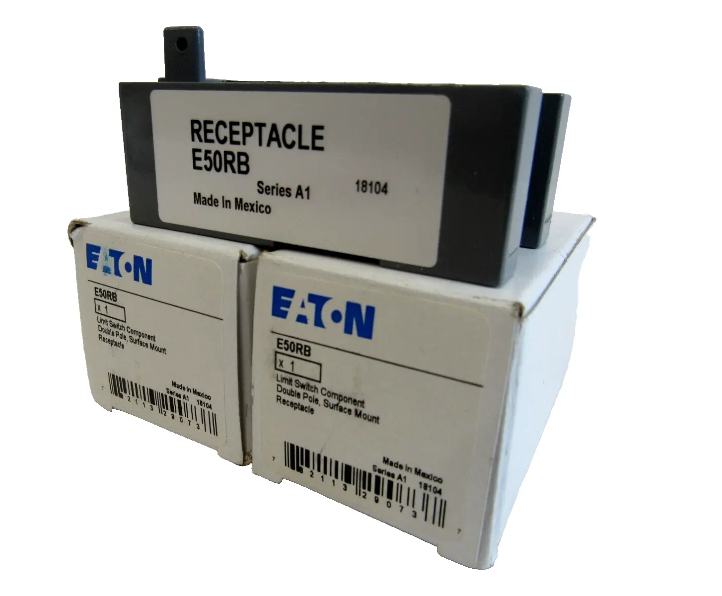 NEW LOT OF 2 EATON E50RB RECEPTACLE SERIES A1