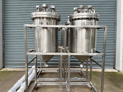 240L S/S JKTD Vertical Pressure vessels